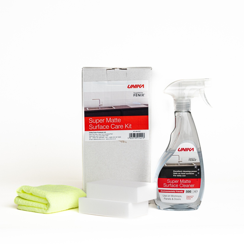 Matinių paviršių valymo rinkinys (500 ml valiklis, 2 kempinėlės ir šluostė)